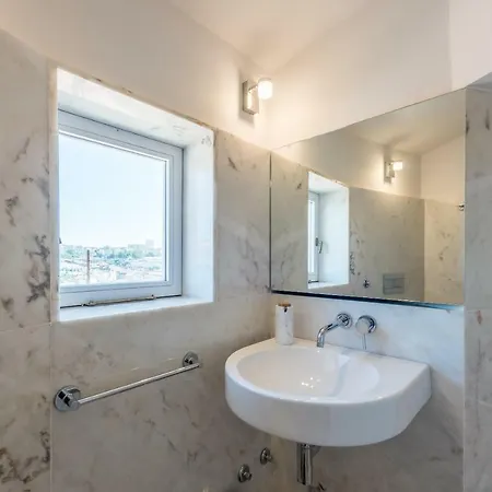 Casa Dona Olga River View شقة بورتو
