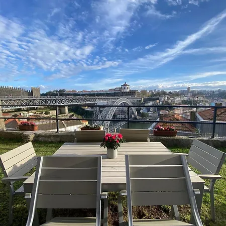 Casa Dona Olga River View Apartament *